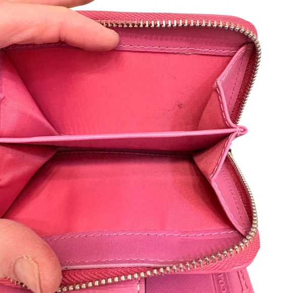 Coach y2k signature brown and pink wallet - Picture 7 of 9